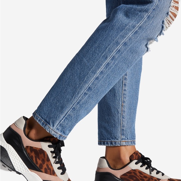 SOLD !! SOLD!! Women’s Sneakers - Picture 3 of 6